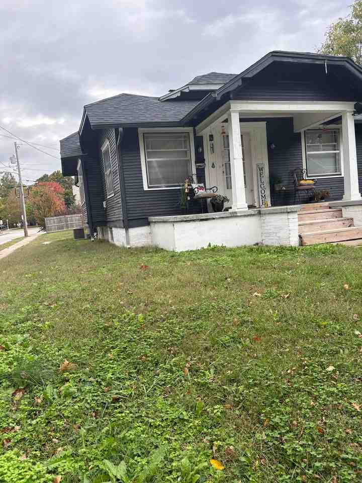 835 S Mccann Ave - Photo 2 of 27