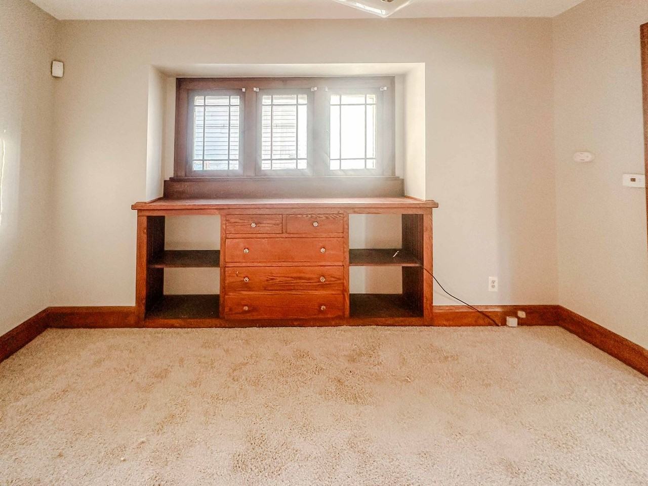 4044 Asbury Dr - Photo 5 of 20