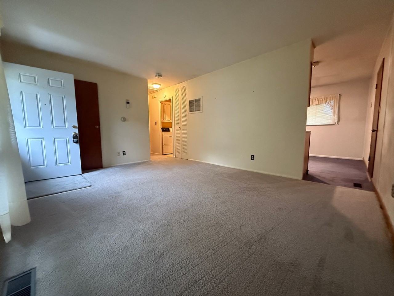 5008 Valley Ln - Photo 2 of 13