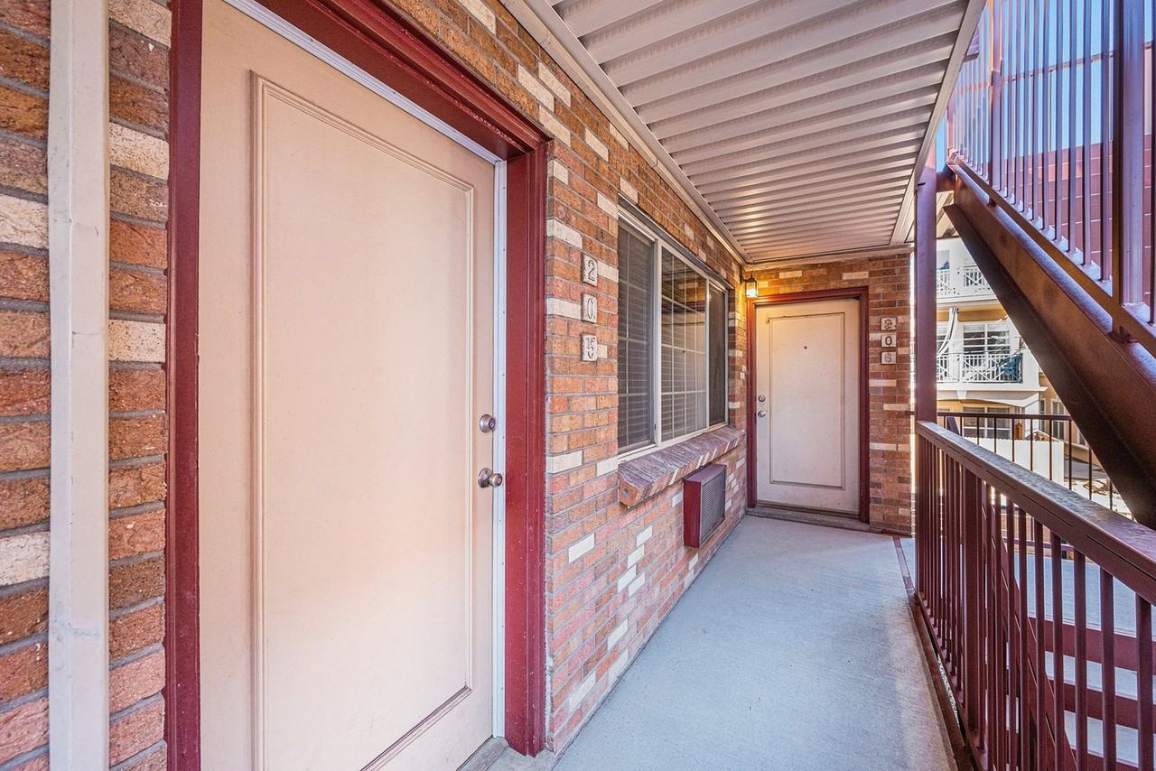 36 Emerson Street #205 - Photo 5 of 22