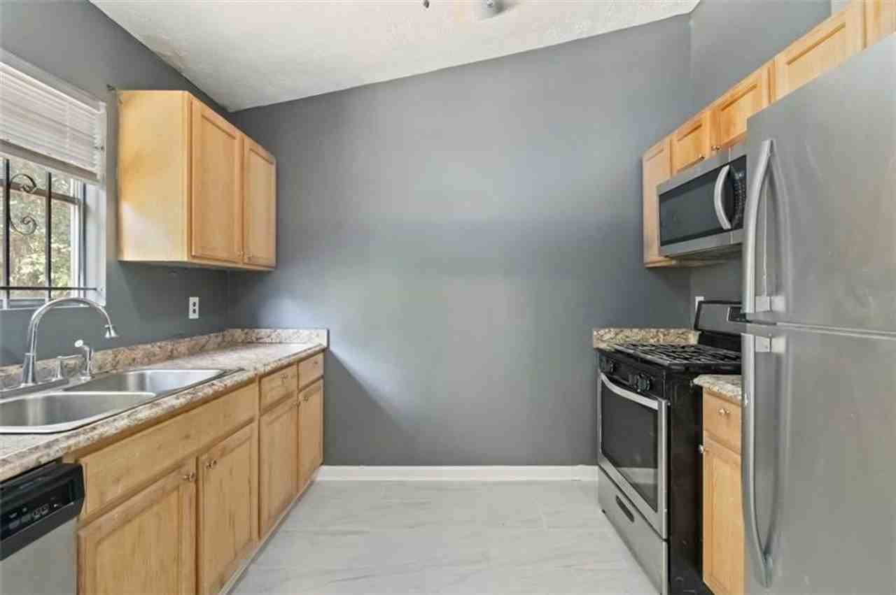 6925 Cainwood Drive - Photo 6 of 16