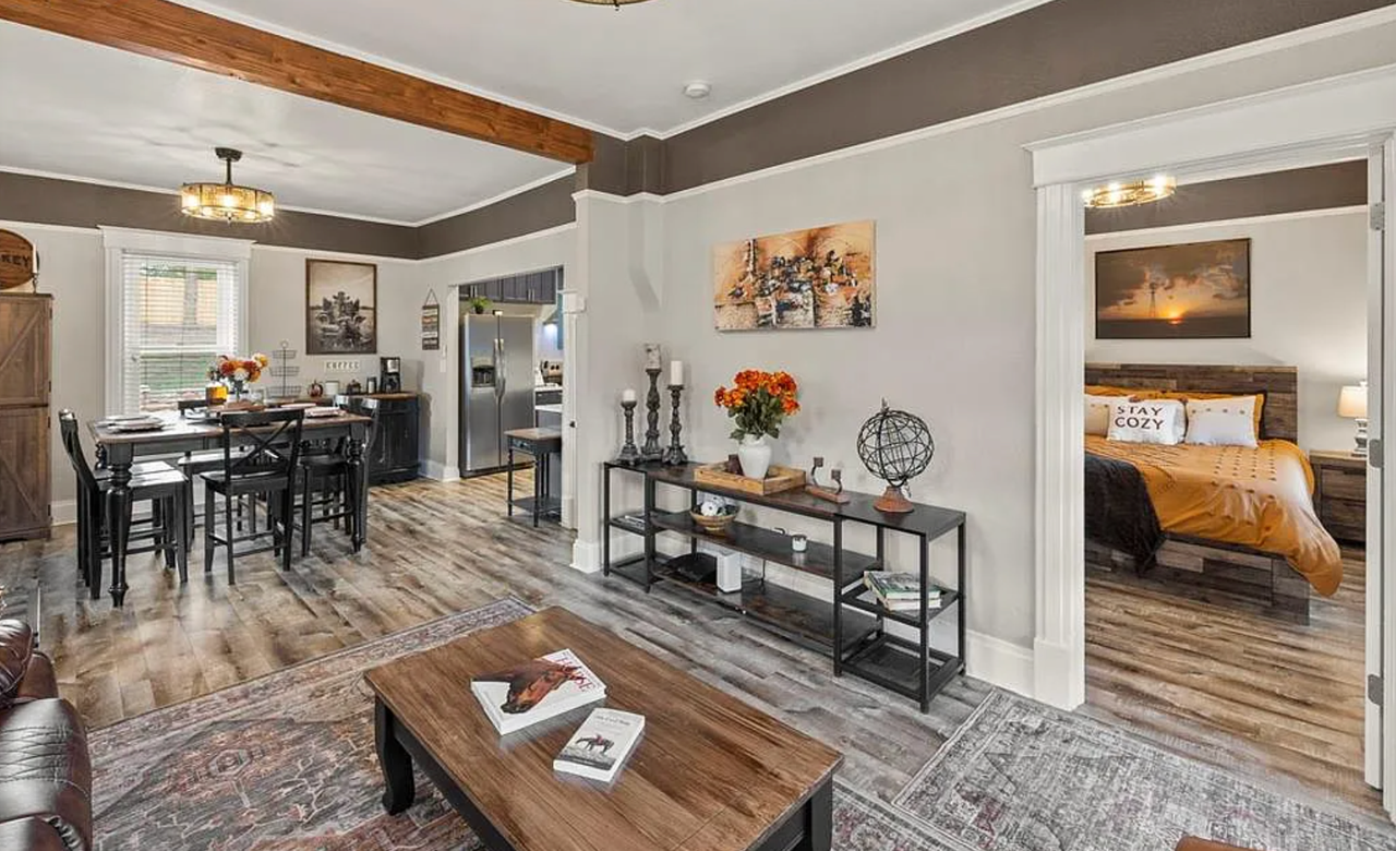 1904 Sheldon Avenue - Photo 2 of 11