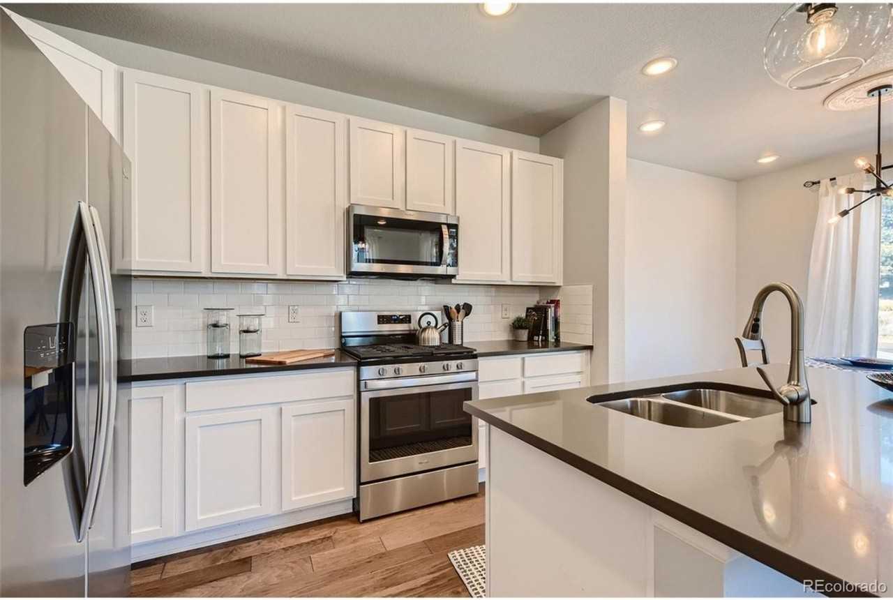 14762 E Belleview Ave - Photo 3 of 28