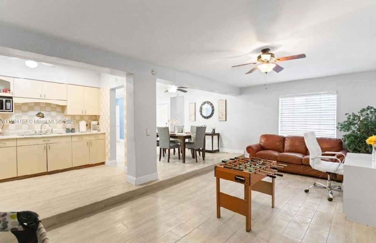 18830 Nw 7th Ave - Photo 2 of 17