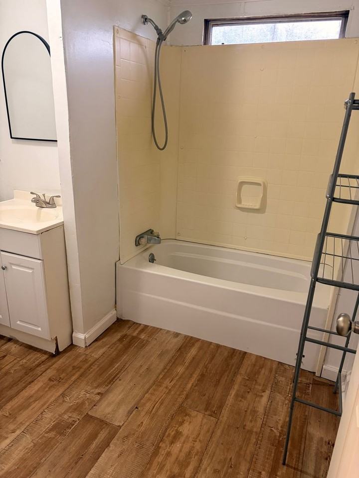 1083 Pasture Branch Rd - Photo 3 of 12