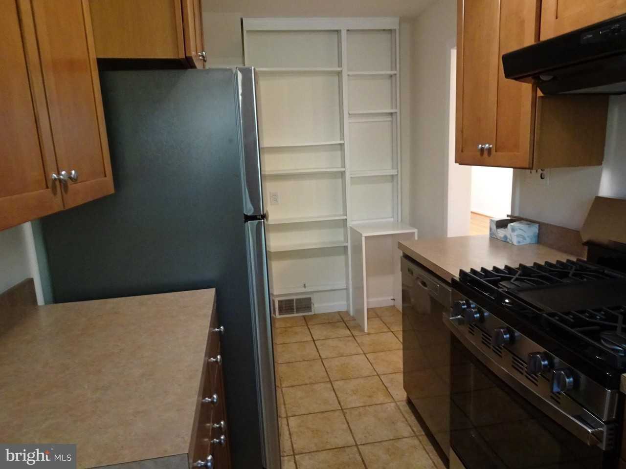 617 South Street - Photo 6 of 17