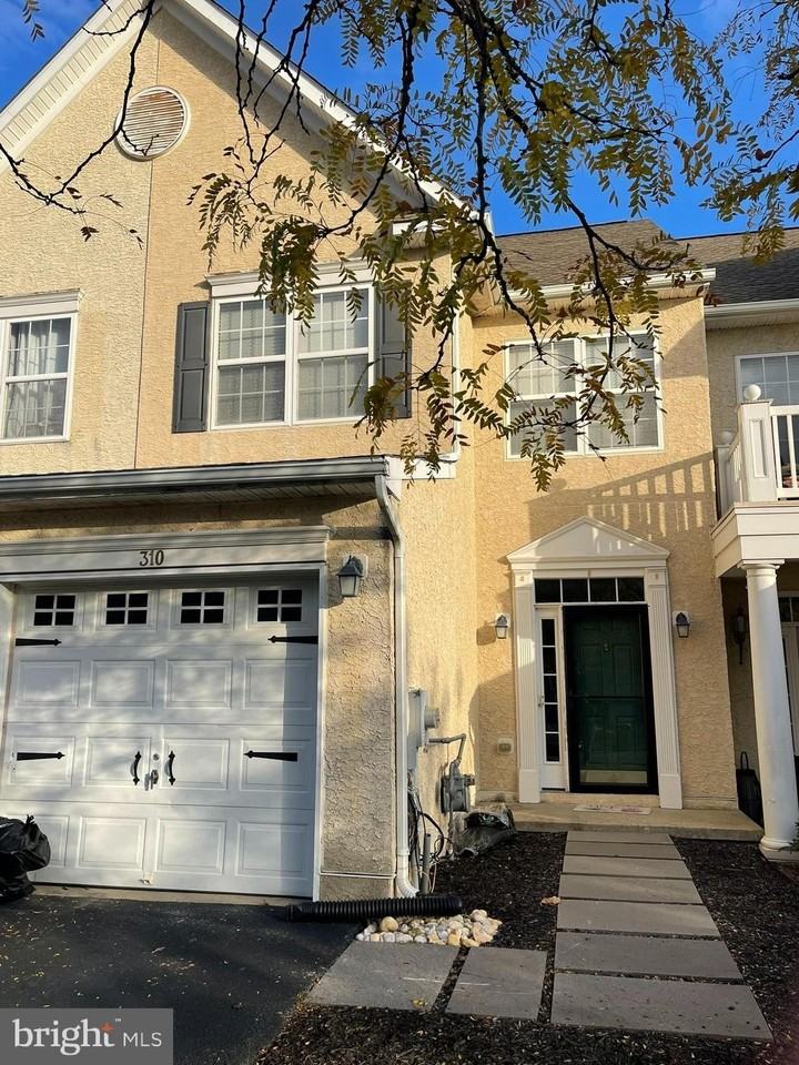 310 Norwalk Way - Photo 2 of 37