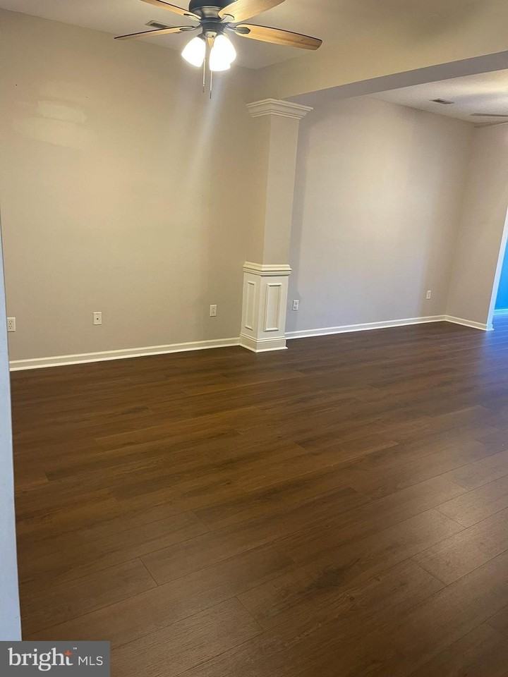 310 Norwalk Way - Photo 3 of 37