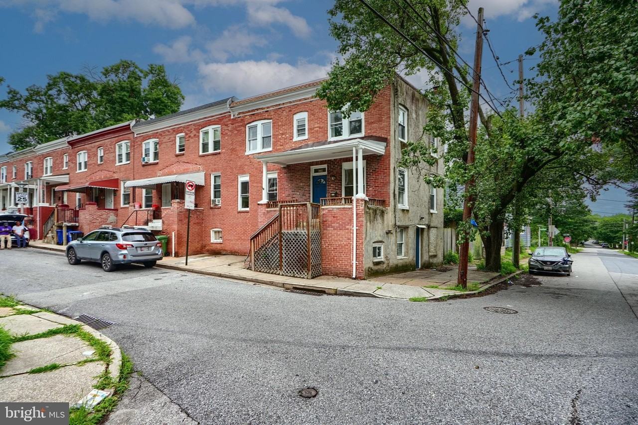 620 Montpelier St Unit 1 #1 - Photo 2 of 29