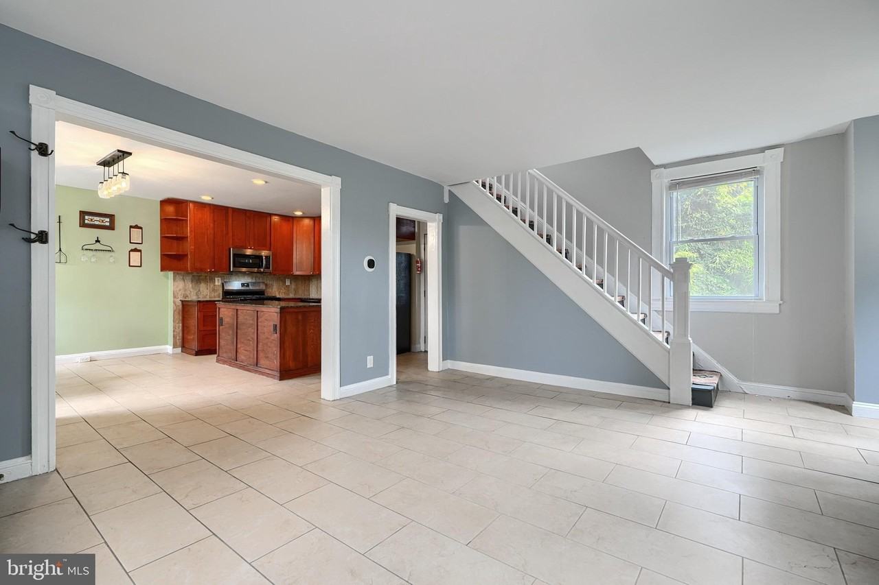 620 Montpelier St Unit 1 #1 - Photo 4 of 29