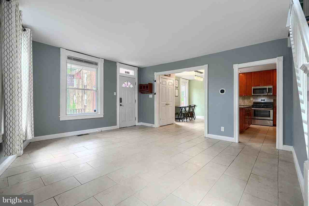 620 Montpelier St Unit 1 #1 - Photo 5 of 29