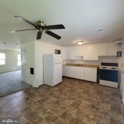 7238 Sindall Rd - Photo 3 of 11