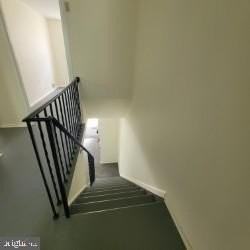 7238 Sindall Rd - Photo 4 of 11