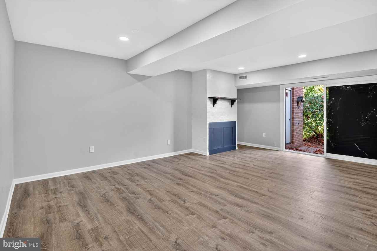 34 Pine Bark Ct - Photo 3 of 25