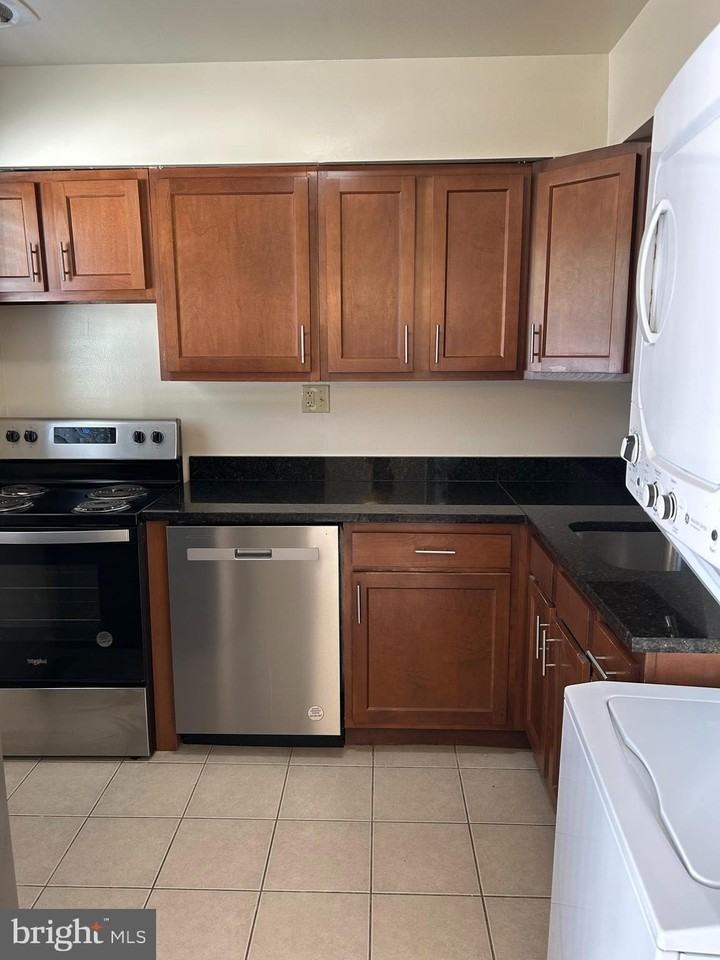 1600 Ruxton Road #B4 - Photo 6 of 21