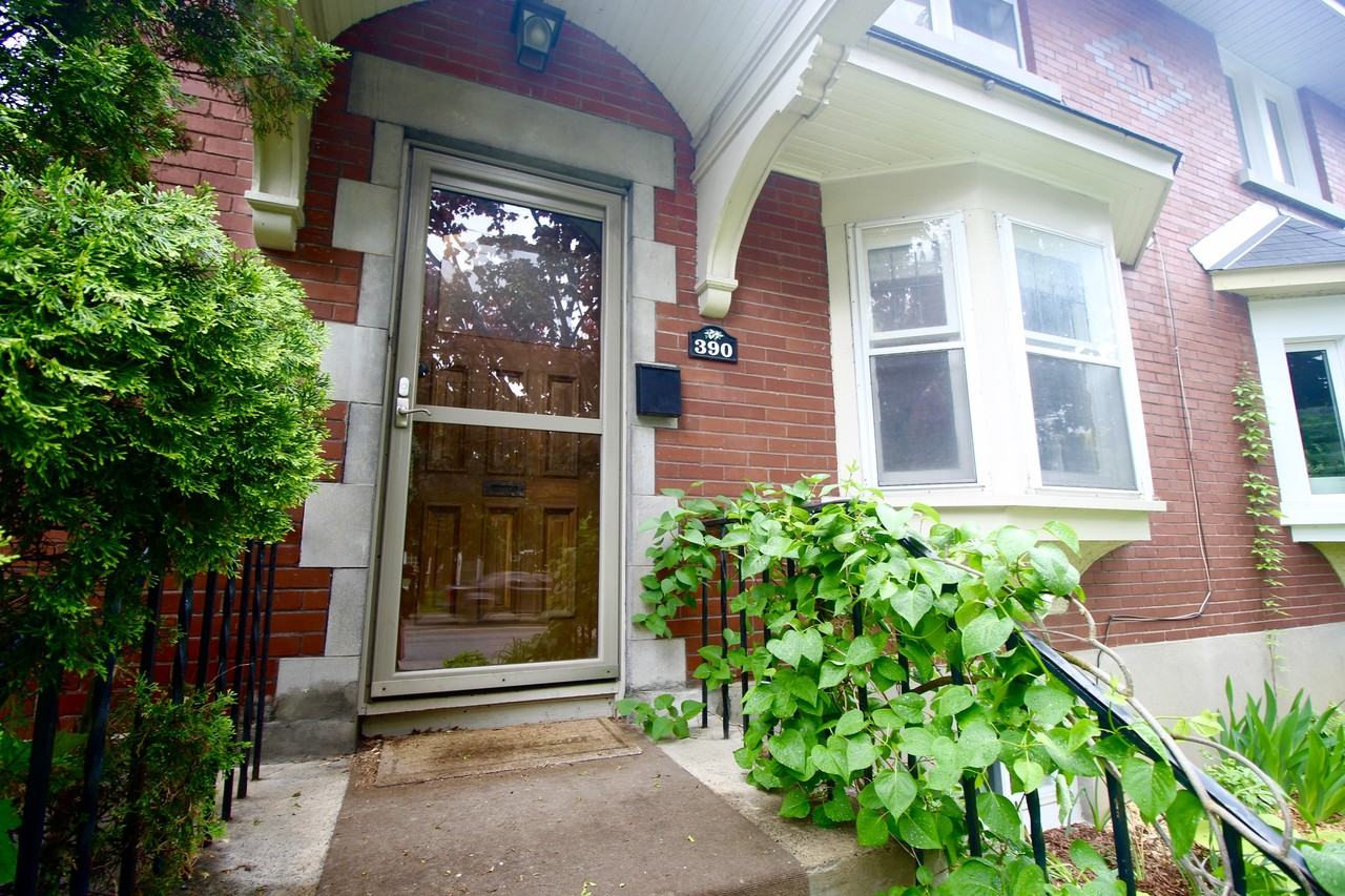 390 Holland Avenue #1 - Photo 5 of 19