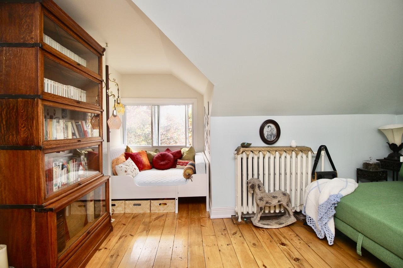 390 Holland Avenue #1 - Photo 2 of 19