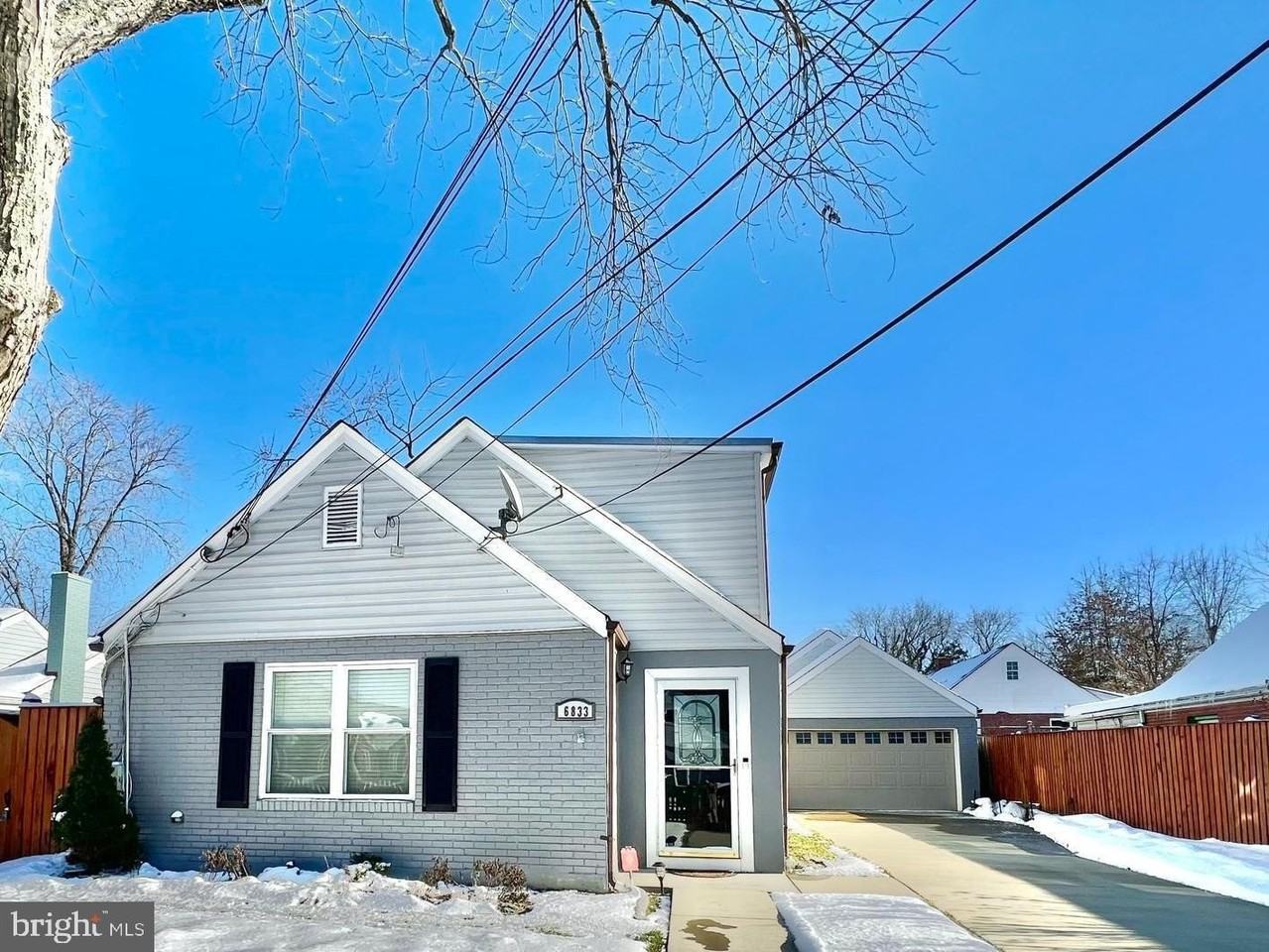 6833 Standish Dr - Photo 2 of 24