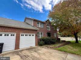 featured image of 6000 Soueid St