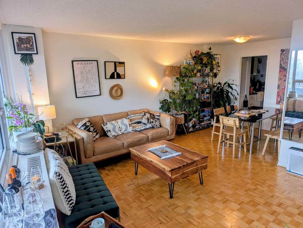 1550 Avenue du Docteur-Penfield - Photo 2 of 19