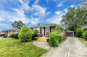 featured image of 130 Alberta Dr