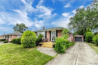 130 Alberta Dr - Photo 1 of 1