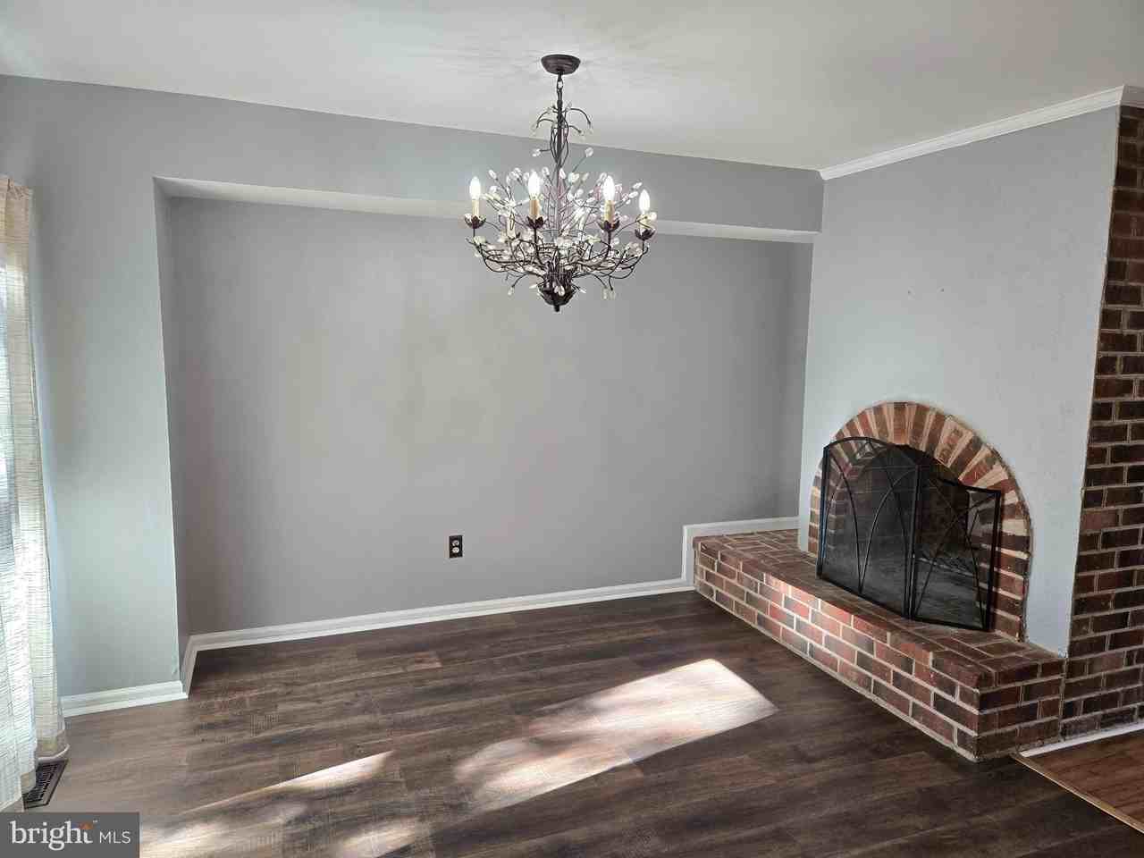 36 Gatehouse Ln - Photo 4 of 13