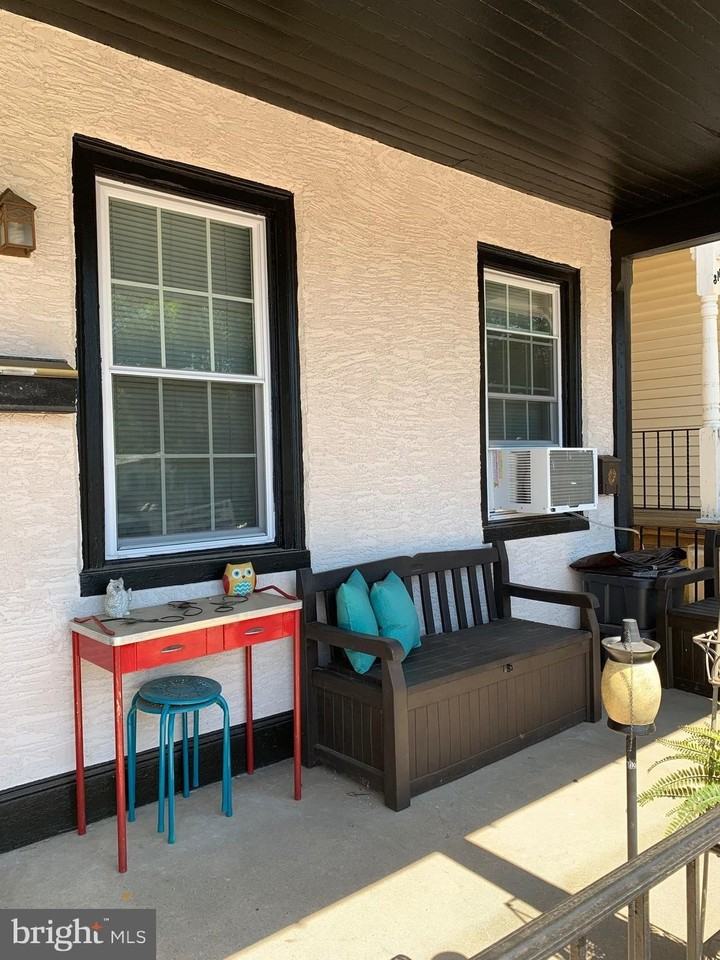 316 Harry Street #2ndFL - Photo 2 of 11