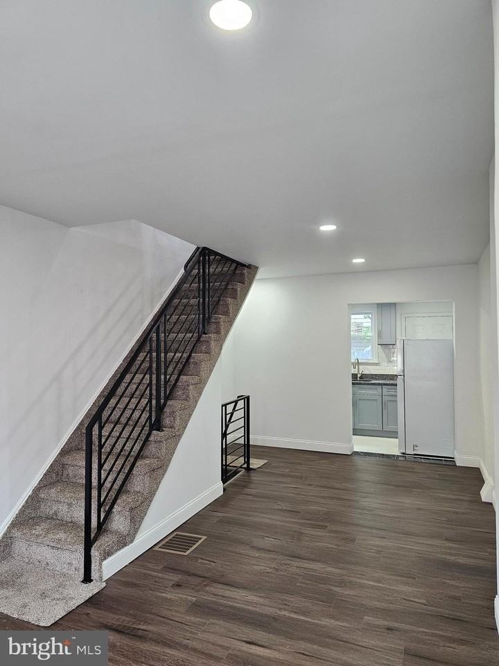 3173 Salmon St - Photo 2 of 21