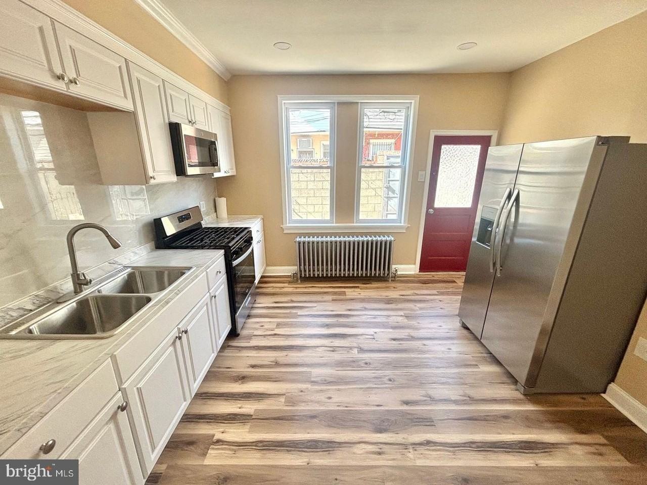 2038 Dorrance Street - Photo 5 of 18