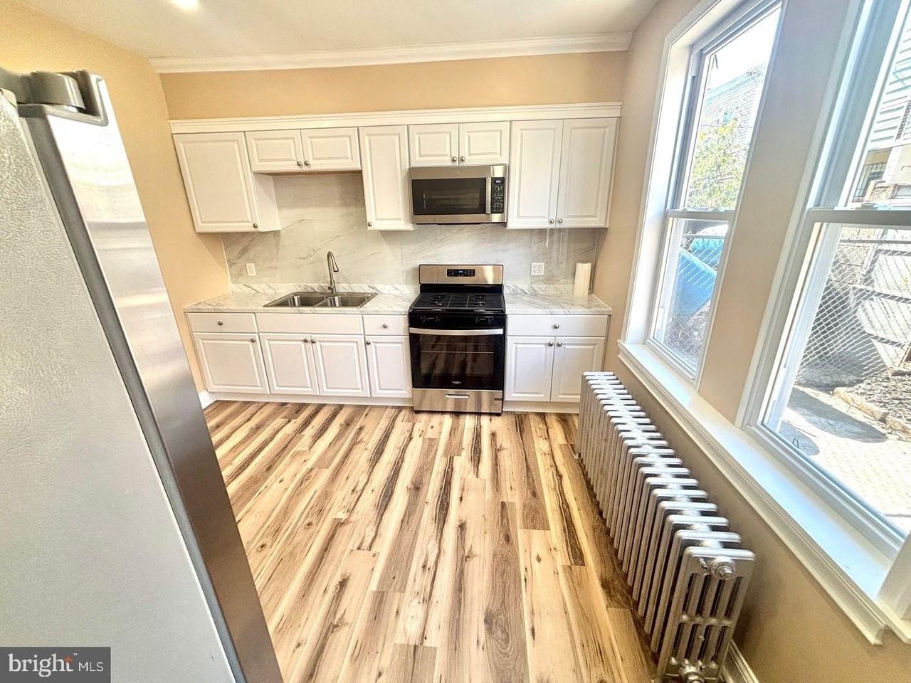 2038 Dorrance Street - Photo 7 of 18