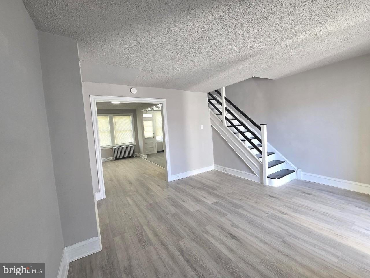 2642 S 67th St - Photo 3 of 23