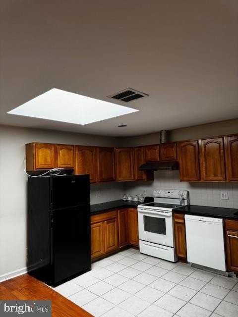 740-44 SOUTH Street unit: 3Rd Fl Unit 6 #3rdFLUNIT6 - Photo 7 of 8