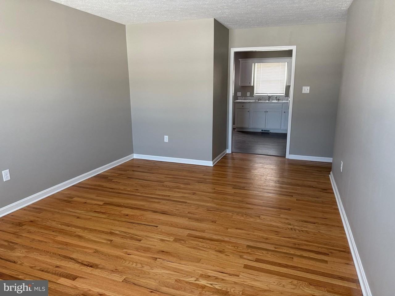 125 Early Dr - Photo 2 of 7