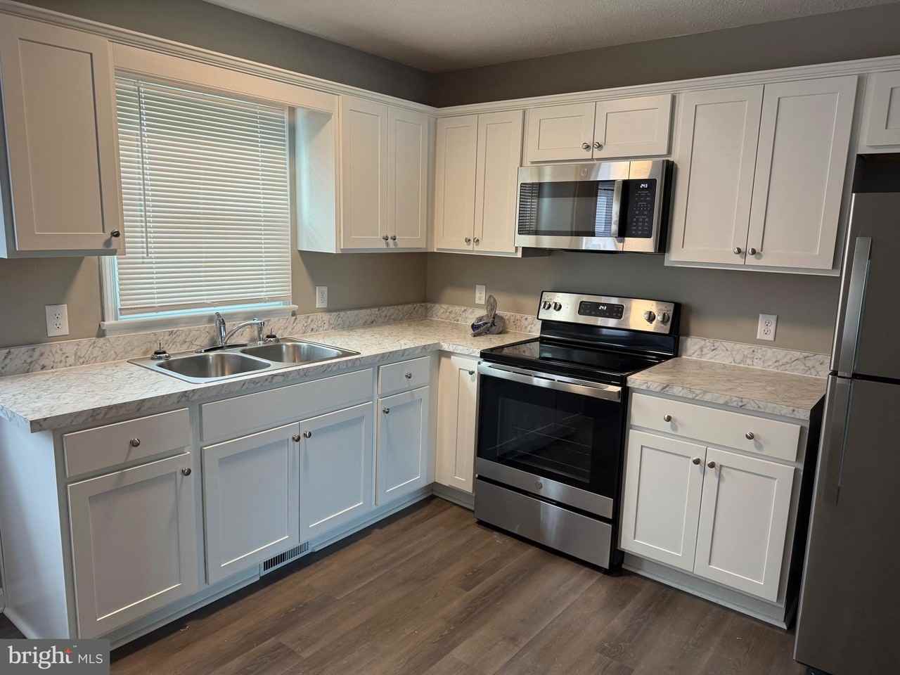 125 Early Dr - Photo 3 of 7