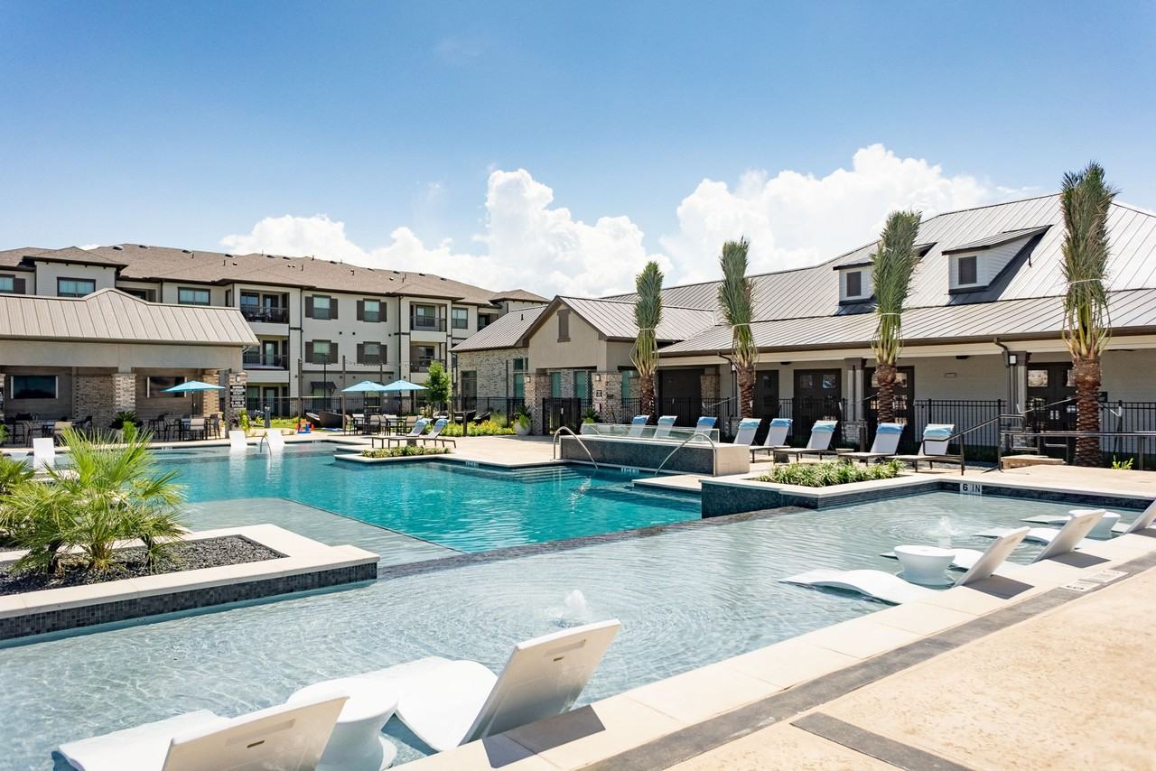 Hawthorne at Bay Forest - Photo 3 of 43