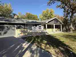 featured image of 115 Craig Way Ne