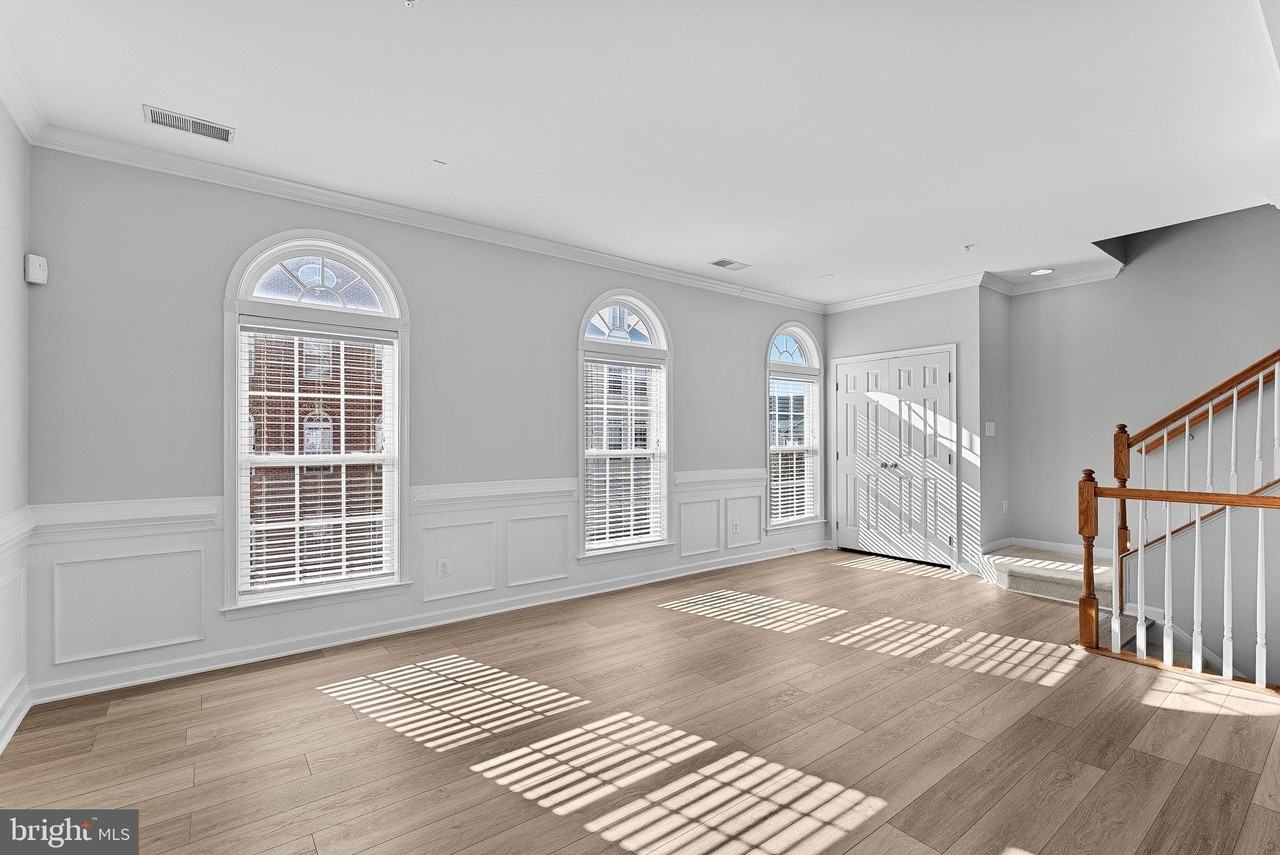 41848 Inspiration Terrace - Photo 6 of 44