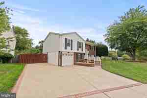 featured image of 5590 Neddleton Ave