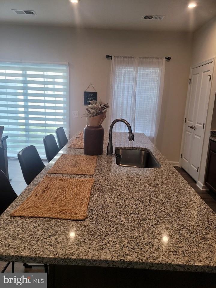 116 Capeside Ct - Photo 3 of 8