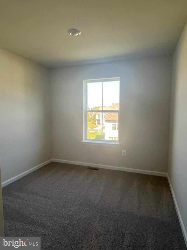 117 Brashear Ct - Photo 2 of 17