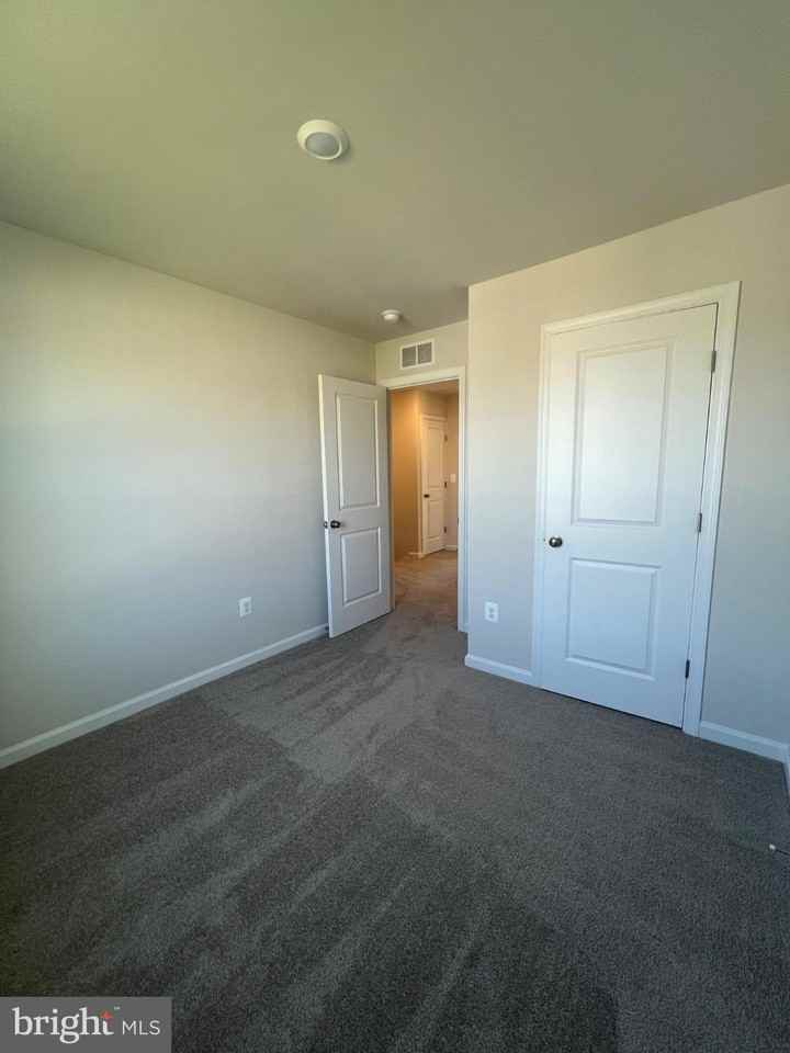 117 Brashear Ct - Photo 3 of 17