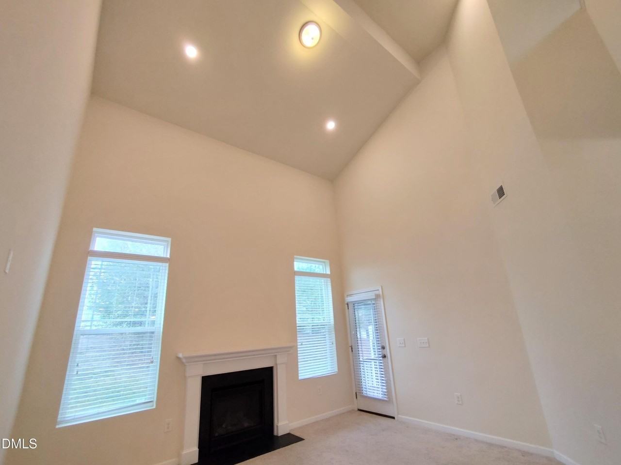 5454 Jessip Street - Photo 4 of 26