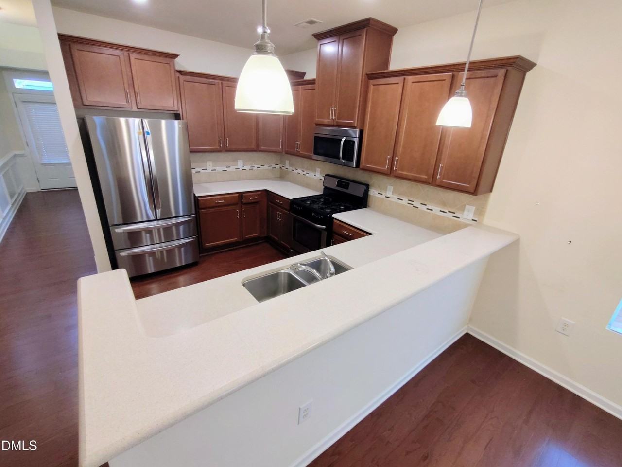 5454 Jessip Street - Photo 7 of 26