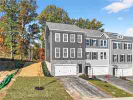 featured image of 696 Olivia St