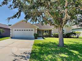 featured image of 1141 Creekview Ct