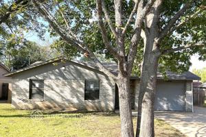 featured image of 2208 Winchester Dr