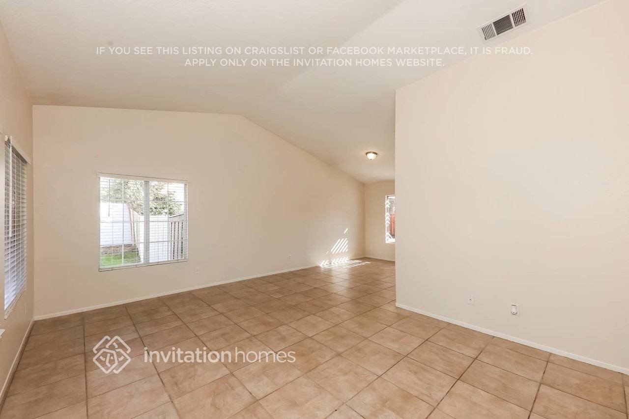 23195 Twinflower Avenue - Photo 3 of 17