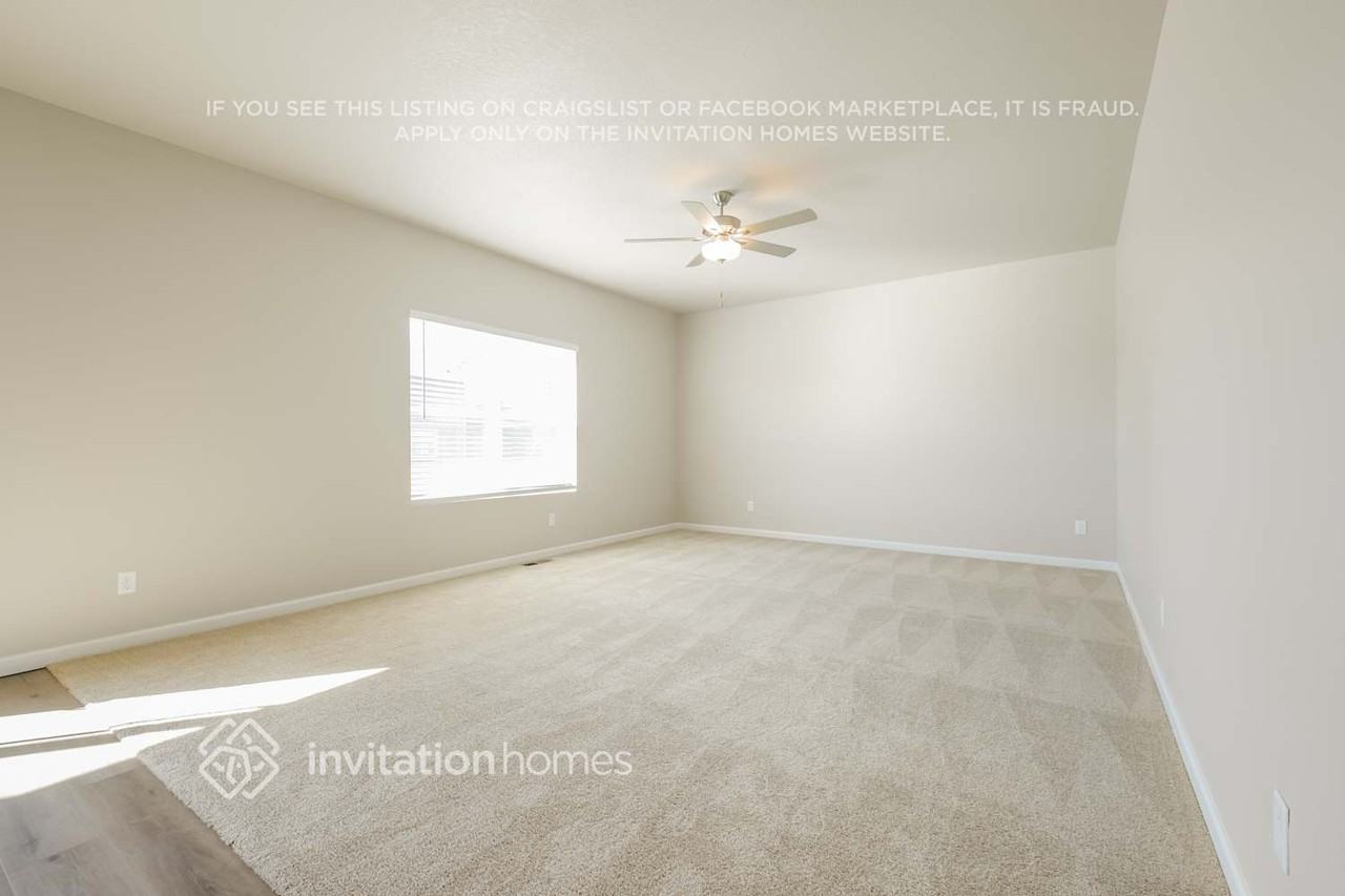 1057 Long Meadows Street - Photo 4 of 18