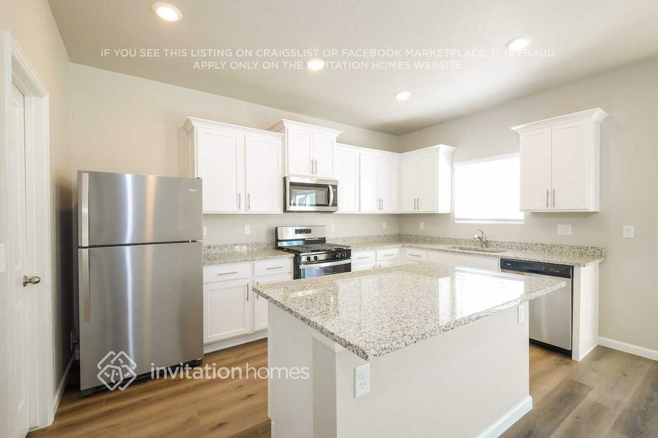 1057 Long Meadows Street - Photo 7 of 18